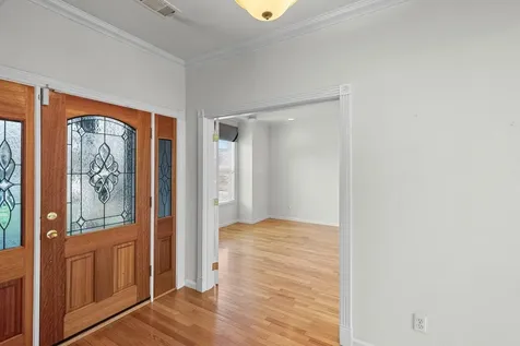 610 Sutton Place Ashland OR 97520