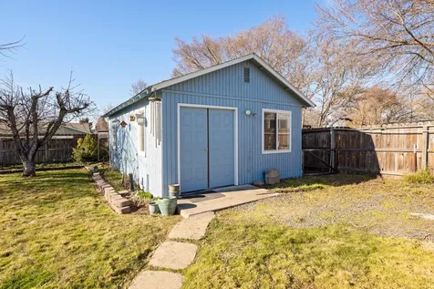 3063 Nettie Way Medford OR 97504
