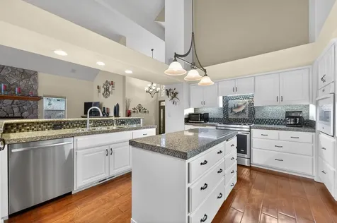 60644 Golf Village Loop Bend OR 97702