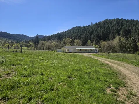 1065 Panther Gulch Road Williams OR 97544