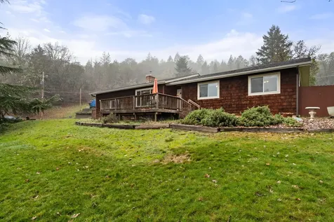 450 Crestview Loop Grants Pass OR 97527