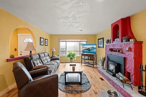 450 Crestview Loop Grants Pass OR 97527