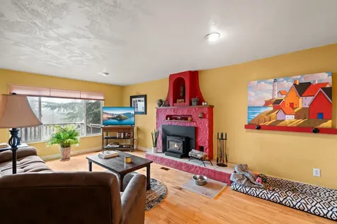 450 Crestview Loop Grants Pass OR 97527