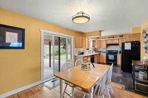 450 Crestview Loop Grants Pass OR 97527