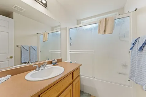 2719 SW Garden Meadow Drive Grants Pass OR 97527