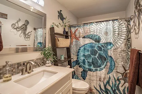 2015 Mae Street Ashland OR 97520