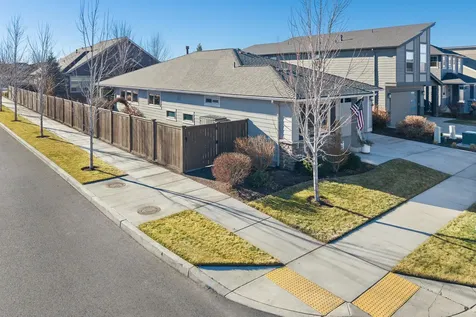 3680 SW Badger Court Redmond OR 97756