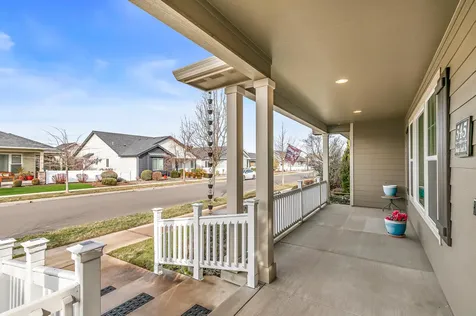 545 Bridge Creek Drive Central Point OR 97502