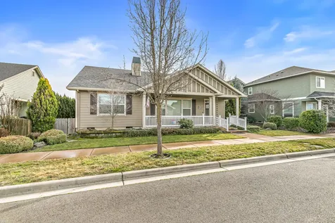 545 Bridge Creek Drive Central Point OR 97502