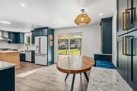427 Lofland Lane Williams OR 97544