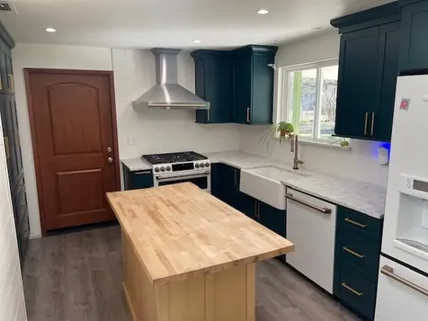 427 Lofland Lane Williams OR 97544