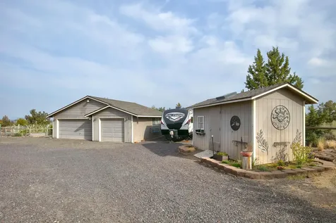 11173 SW Yates Court Powell Butte OR 97753