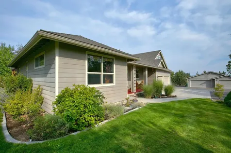 11173 SW Yates Court Powell Butte OR 97753
