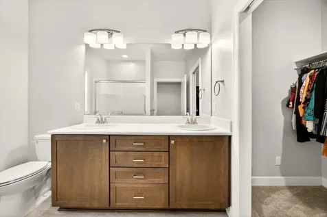 436 Cheney Loop Central Point OR 97502