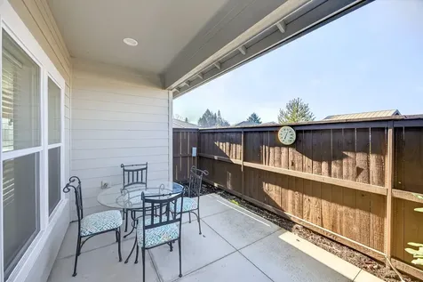 436 Cheney Loop Central Point OR 97502