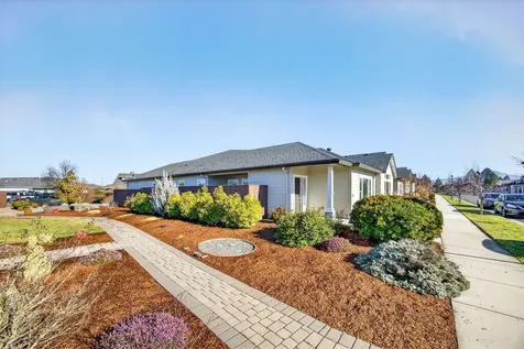 436 Cheney Loop Central Point OR 97502
