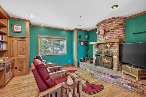 309 Granite Street Ashland OR 97520