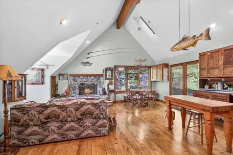 309 Granite Street Ashland OR 97520