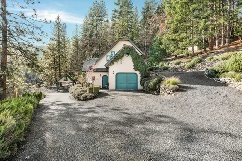 309 Granite Street Ashland OR 97520