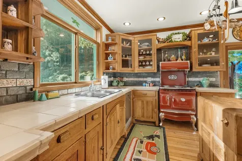 309 Granite Street Ashland OR 97520