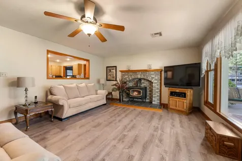 4235 Pleasant Creek Road Rogue River OR 97537