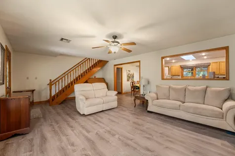 4235 Pleasant Creek Road Rogue River OR 97537