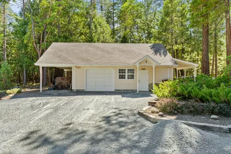 4235 Pleasant Creek Road Rogue River OR 97537