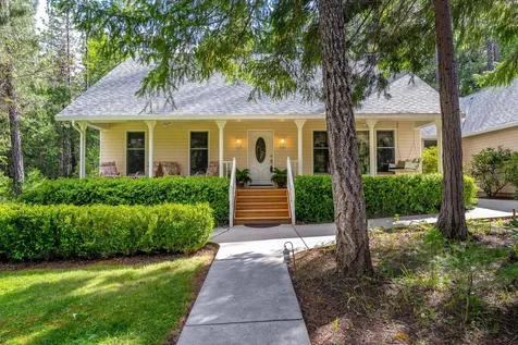 4235 Pleasant Creek Road Rogue River OR 97537