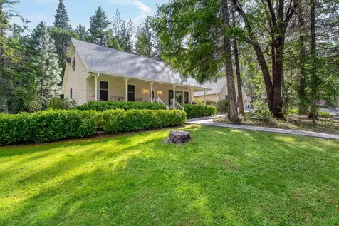 4235 Pleasant Creek Road Rogue River OR 97537