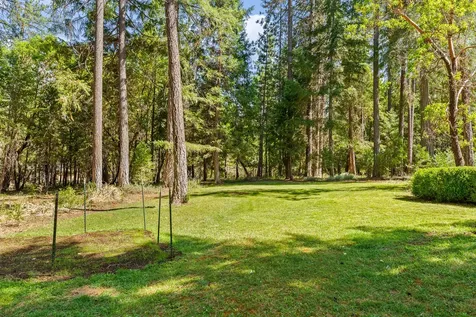 4235 Pleasant Creek Road Rogue River OR 97537