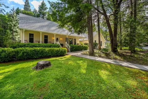 4235 Pleasant Creek Road Rogue River OR 97537