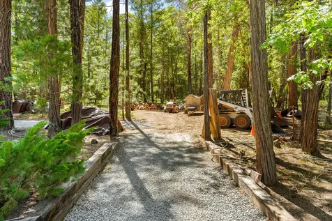 4235 Pleasant Creek Road Rogue River OR 97537