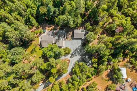 4235 Pleasant Creek Road Rogue River OR 97537
