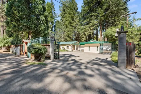 1282 Pleasant Creek Road Rogue River OR 97537