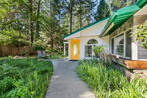 1282 Pleasant Creek Road Rogue River OR 97537