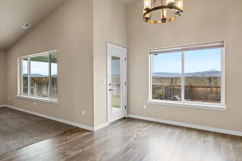 8440 Cayden Street White City OR 97503