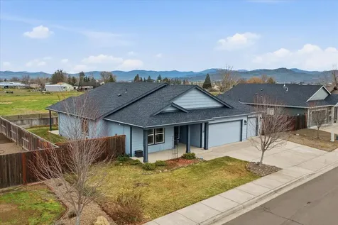 8440 Cayden Street White City OR 97503