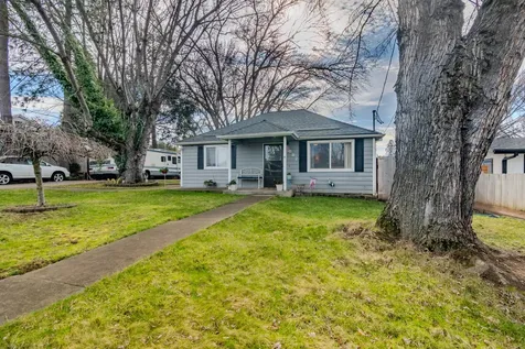 2082 College Way Medford OR 97504