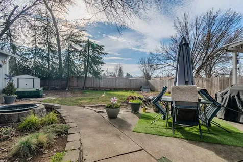 2082 College Way Medford OR 97504