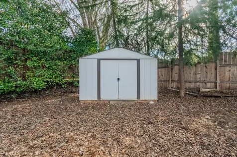2082 College Way Medford OR 97504