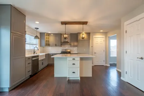 2927 NW 17th Street Redmond OR 97756