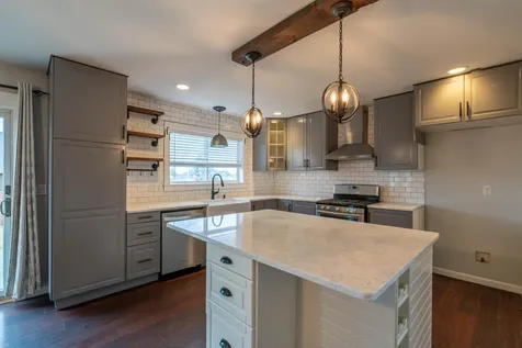 2927 NW 17th Street Redmond OR 97756