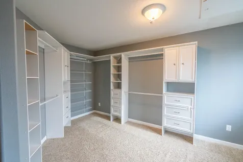 2927 NW 17th Street Redmond OR 97756