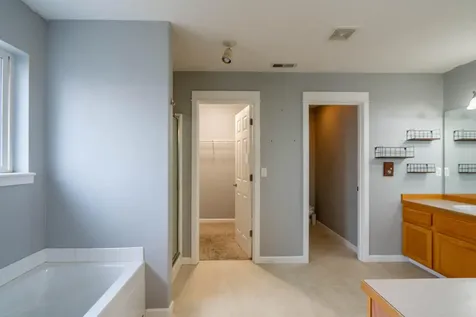 2927 NW 17th Street Redmond OR 97756