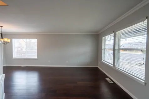 2927 NW 17th Street Redmond OR 97756