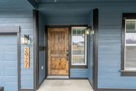2927 NW 17th Street Redmond OR 97756