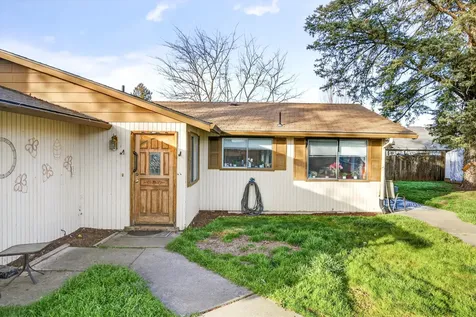1553 Crater Lake Avenue Medford OR 97504