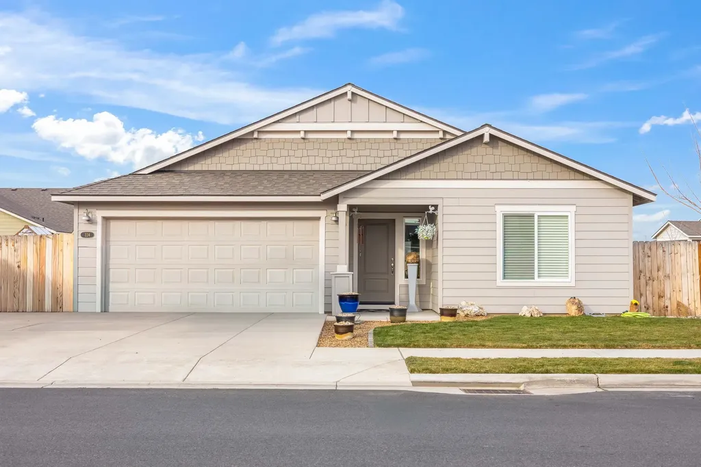 224 NW Monte Vista Avenue Madras OR 97741
