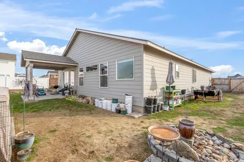 224 NW Monte Vista Avenue Madras OR 97741
