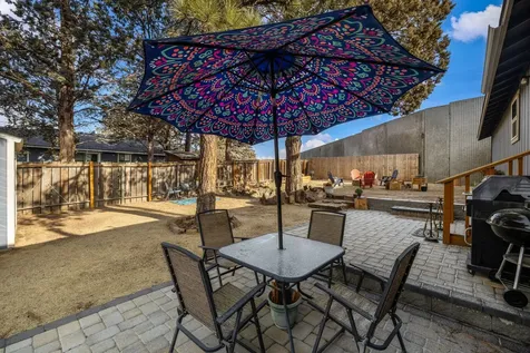 206 SW Hayes Avenue Bend OR 97702